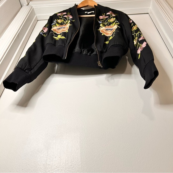 Glamorous Bomber Jacket with Floral Embroidery - Size XS - Picture 5 of 11